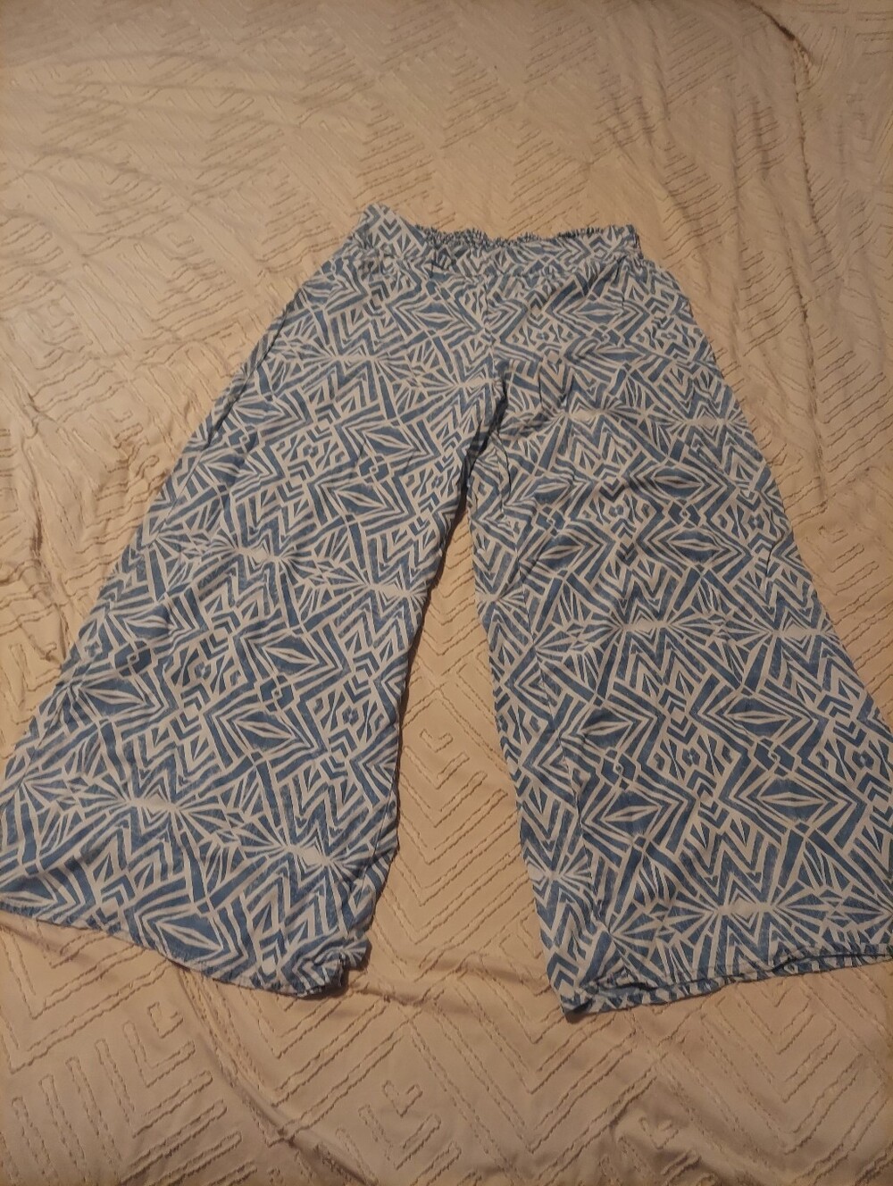 Mossimo Blue White Geometric Wide Leg Palazzo Pants XL Smocked Waist Lyocell